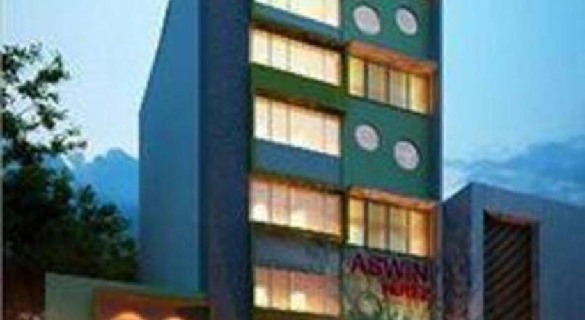 Aswin Hotel And Spa Makassar Exterior foto