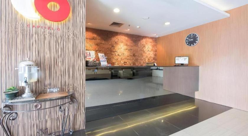 Aswin Hotel And Spa Makassar Exterior foto