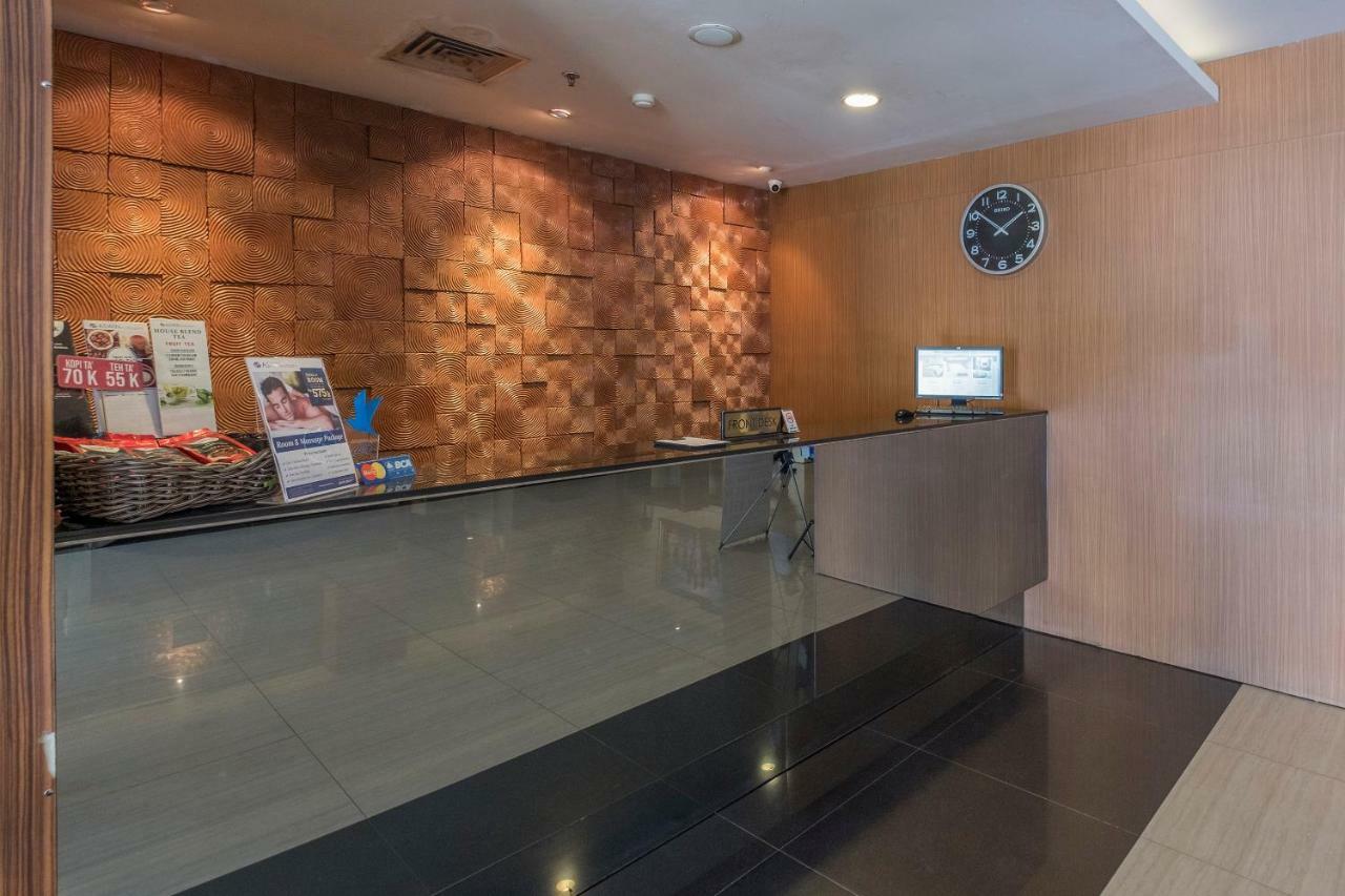 Aswin Hotel And Spa Makassar Exterior foto